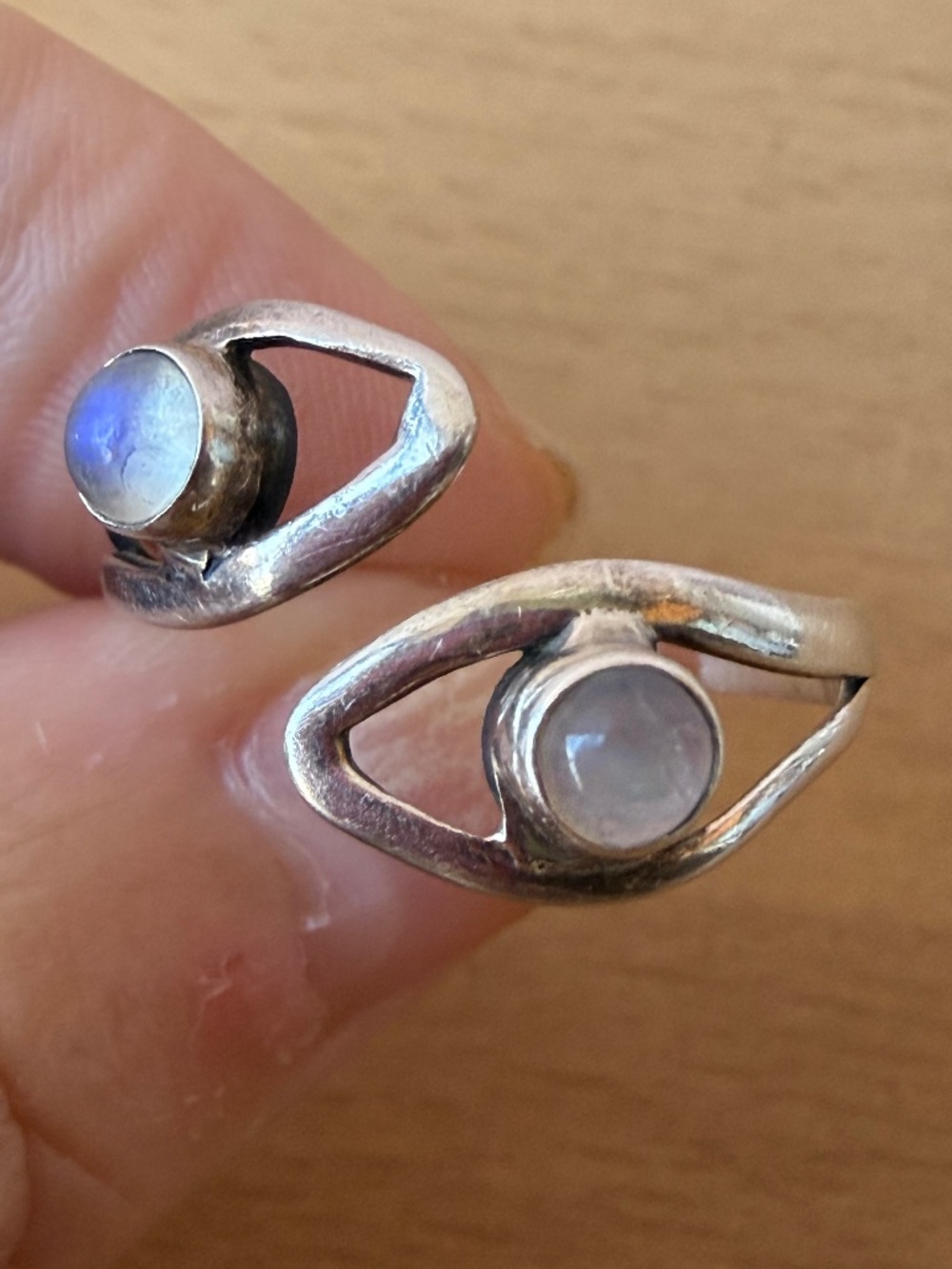 VINTAGE DOUBLE MOONSTONES CABOCHONS RING 925 STERLING SILVER OPEN BYPASS DESIGN
